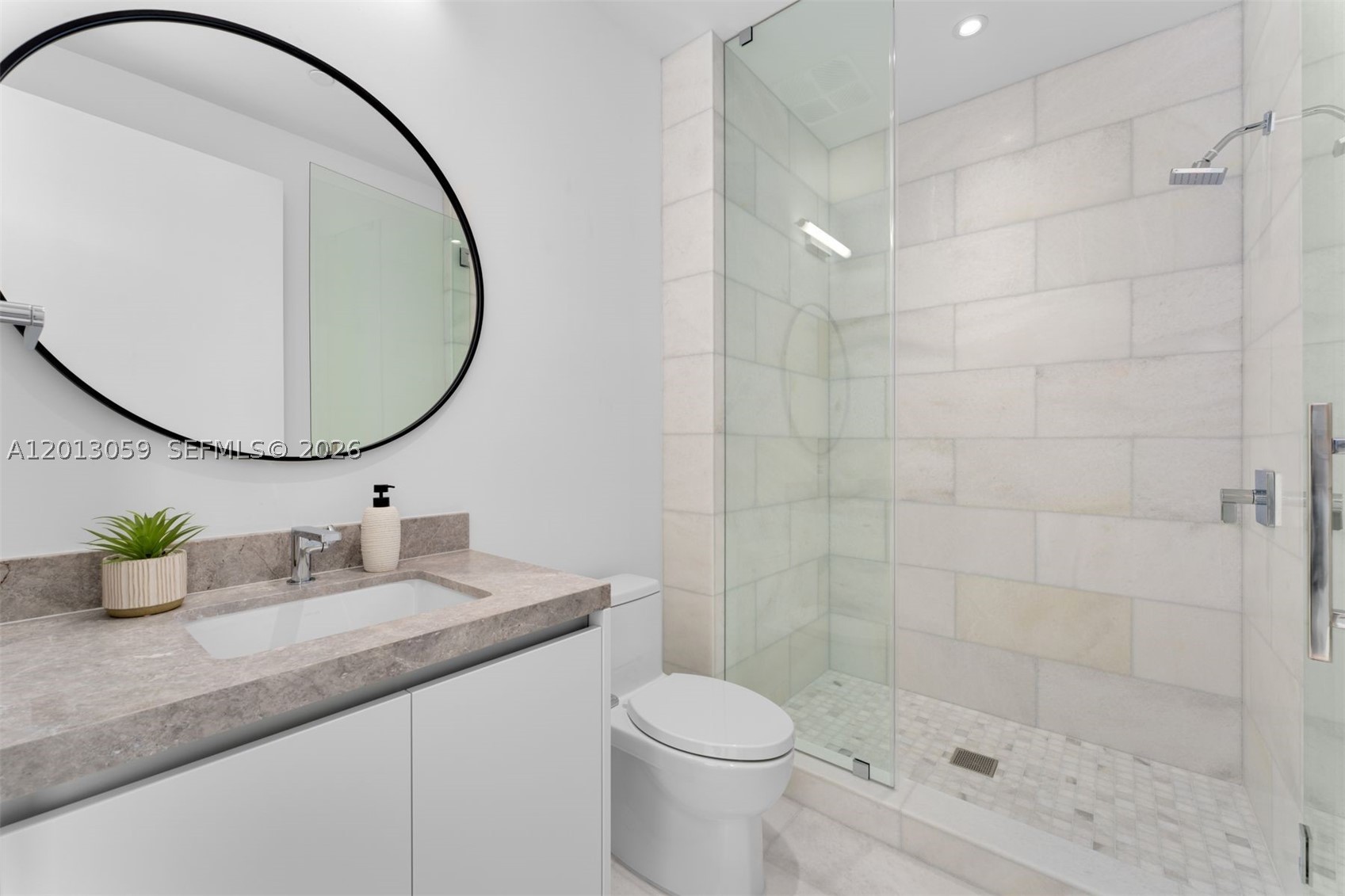 175 SE 25 RD #3601, Miami FL 33129