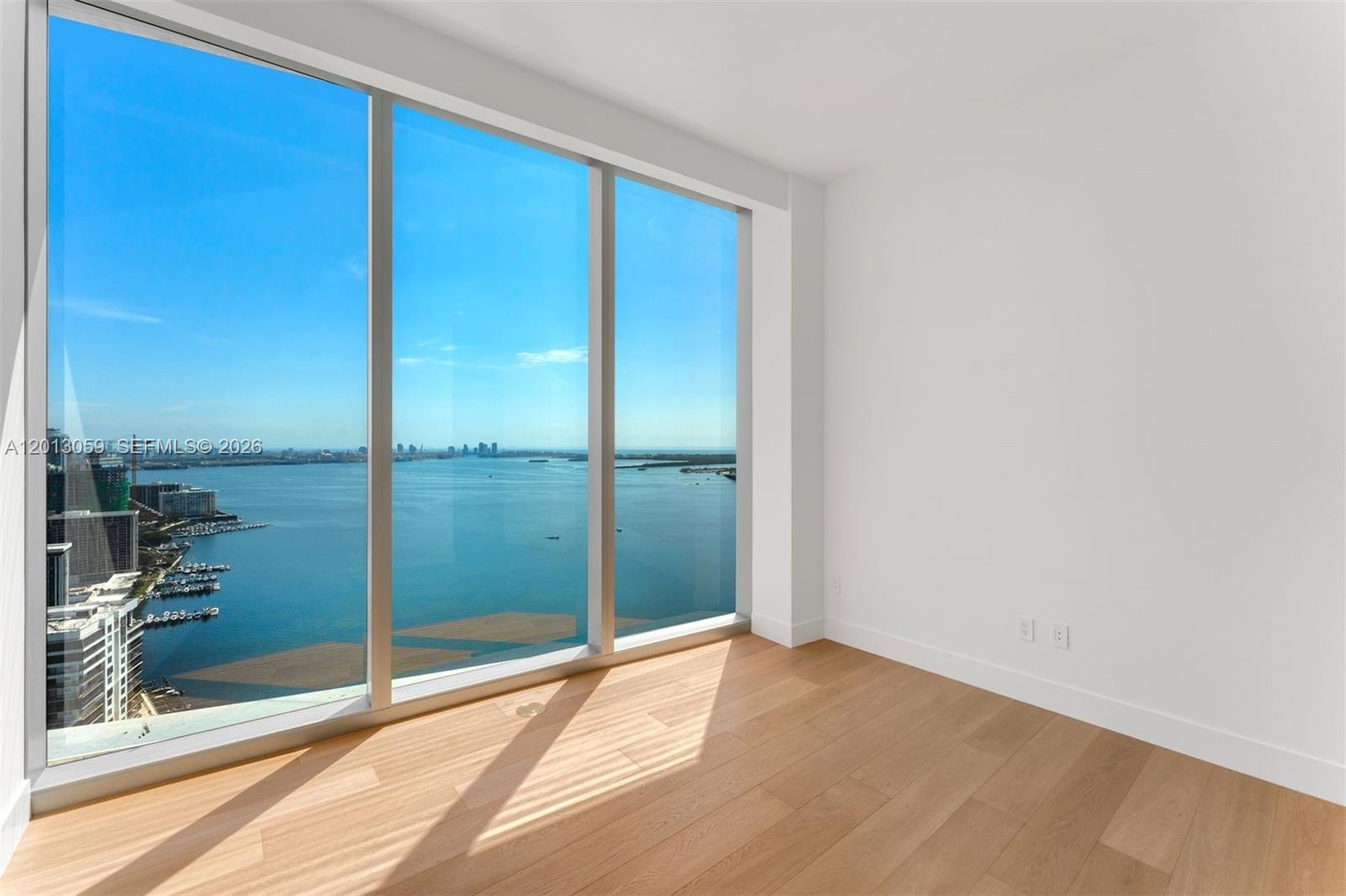 175 SE 25 RD #3601, Miami FL 33129