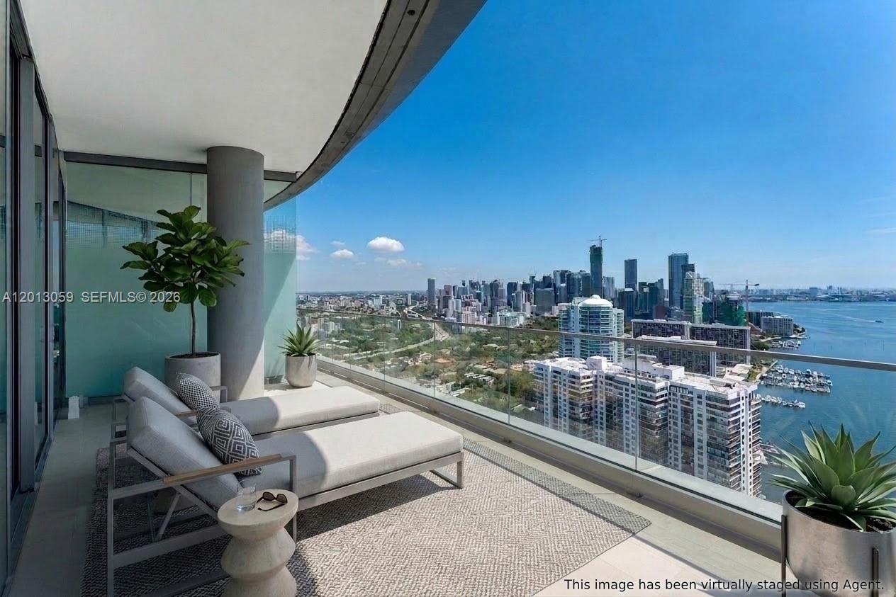 175 SE 25 RD #3601, Miami FL 33129