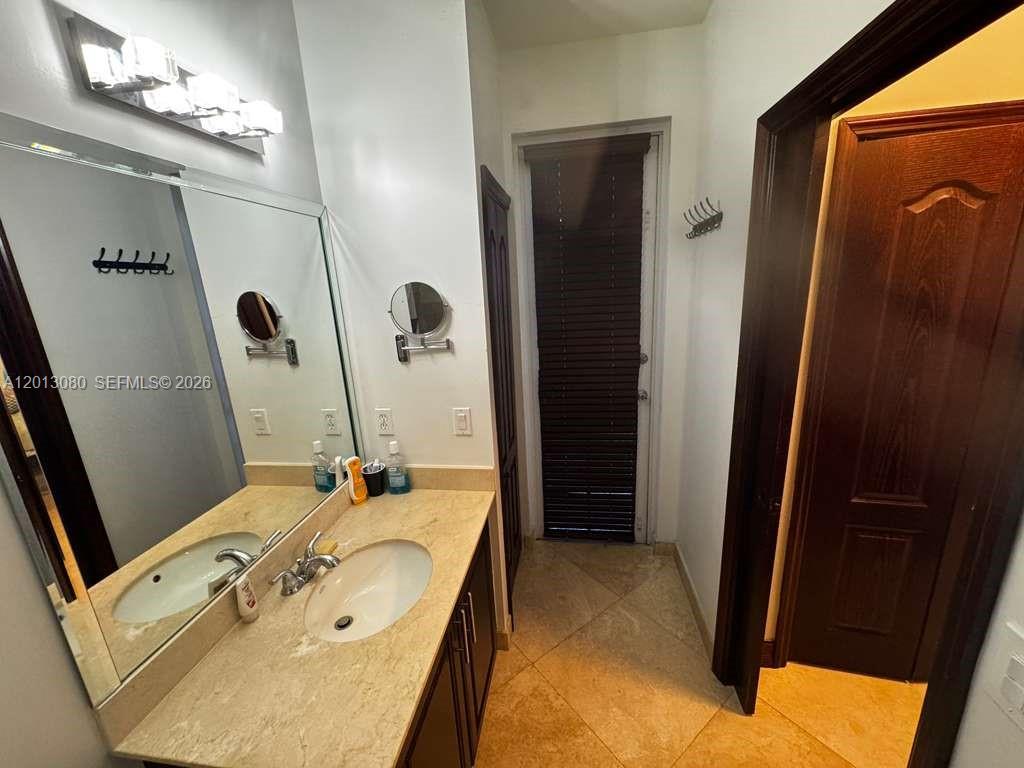 11530 NW 82nd Ter #11530, Doral FL 33178