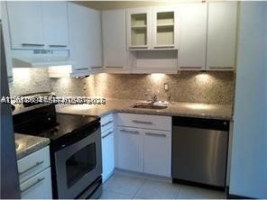 2016 Bay Dr #407, Miami Beach FL 33141