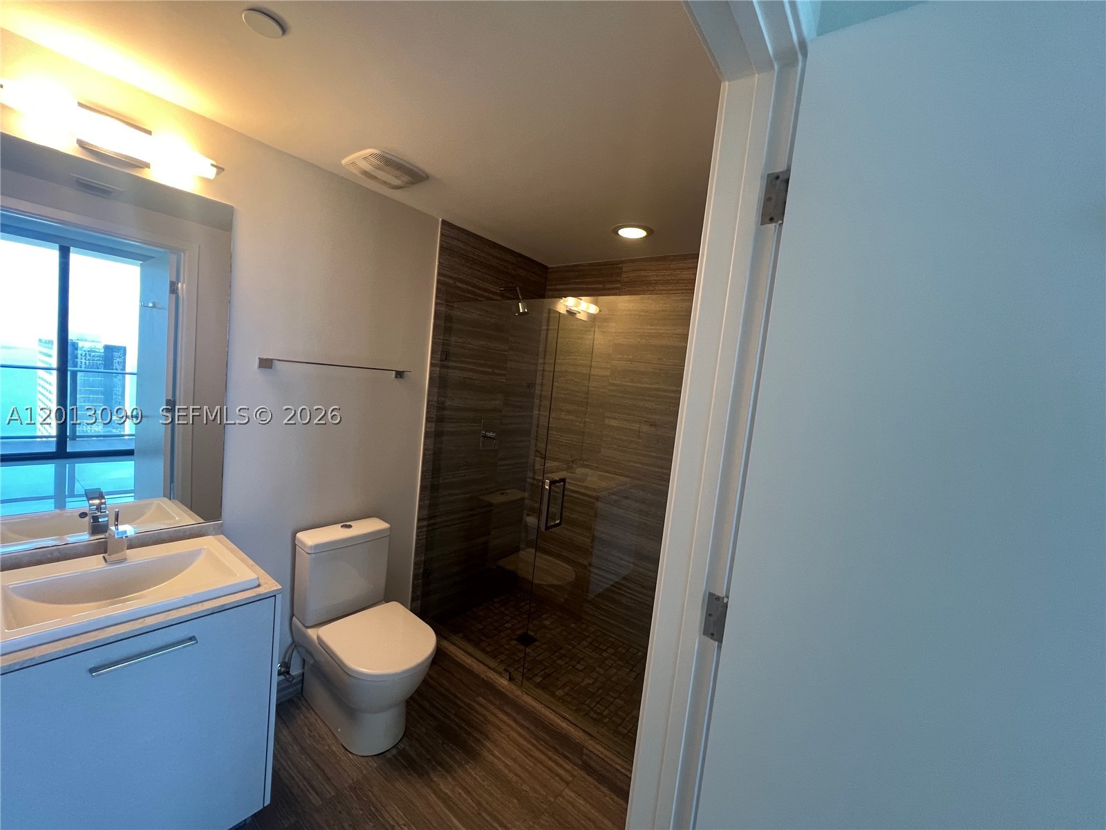 1010 Brickell Ave #3704, Miami FL 33131