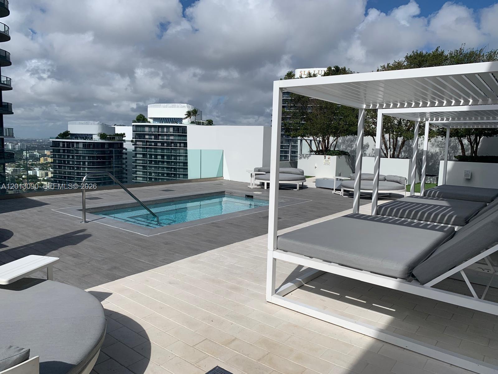 1010 Brickell Ave #3704, Miami FL 33131