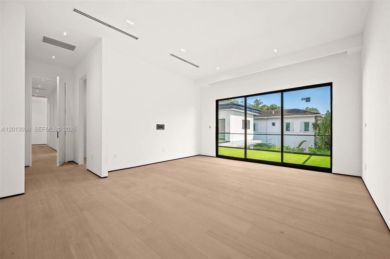 7740 SW 52nd Ave, Miami FL 33143