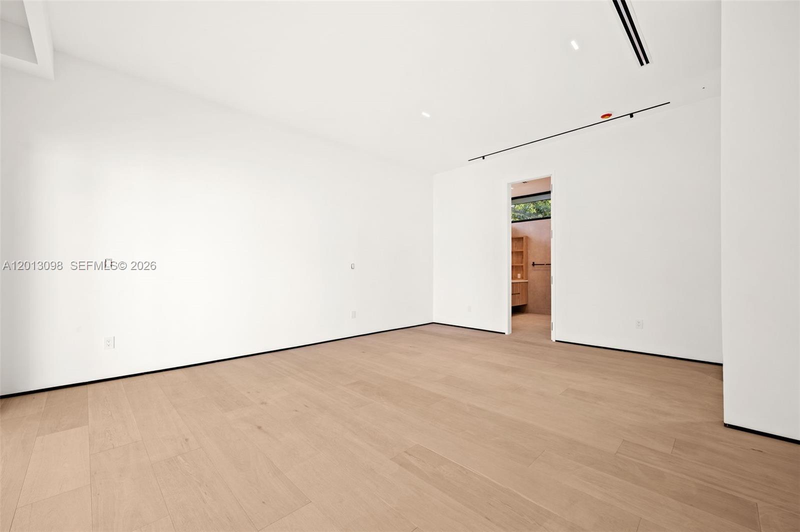 7740 SW 52nd Ave, Miami FL 33143