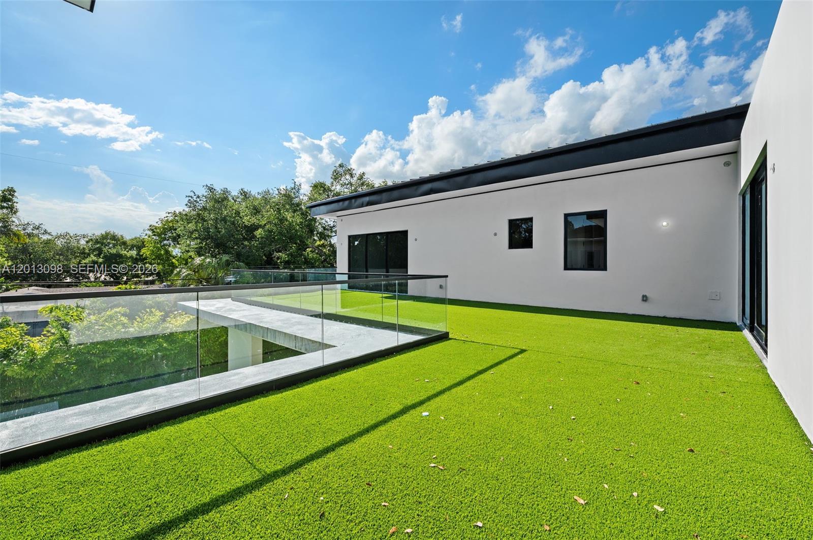 7740 SW 52nd Ave, Miami FL 33143