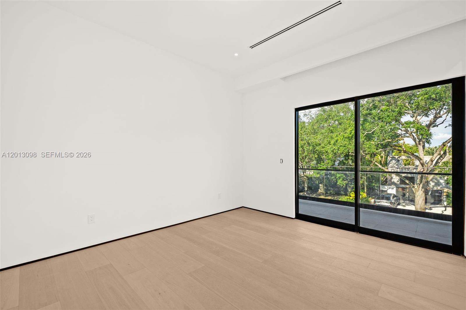 7740 SW 52nd Ave, Miami FL 33143