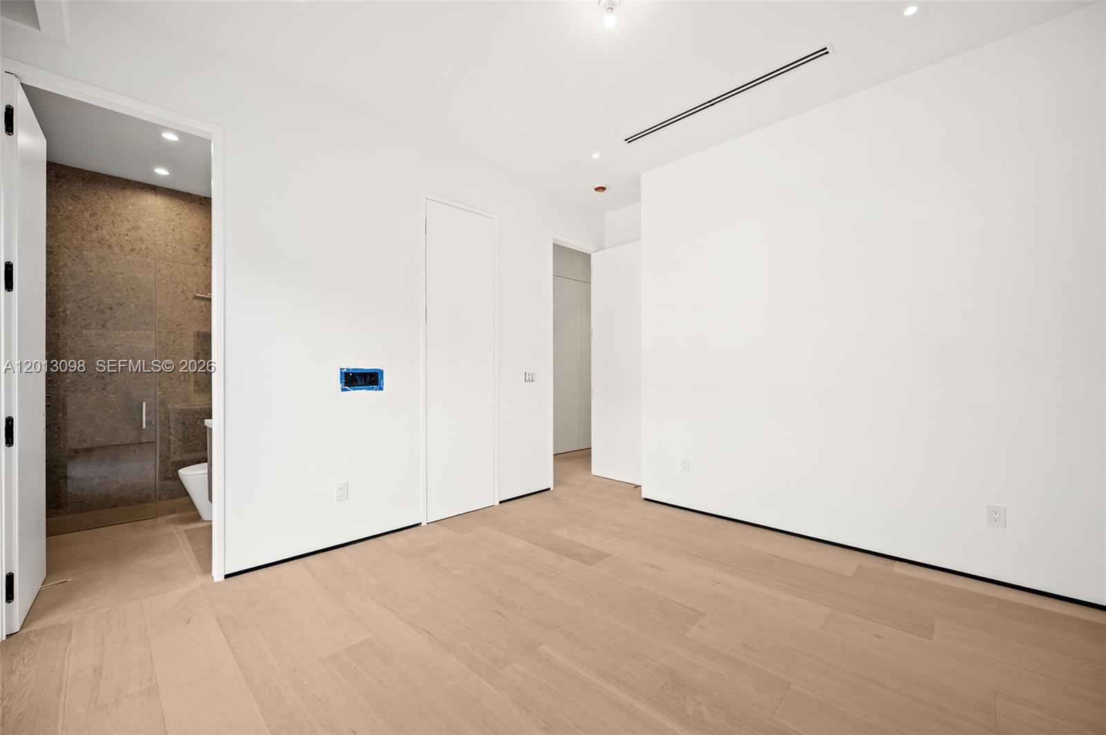 7740 SW 52nd Ave, Miami FL 33143