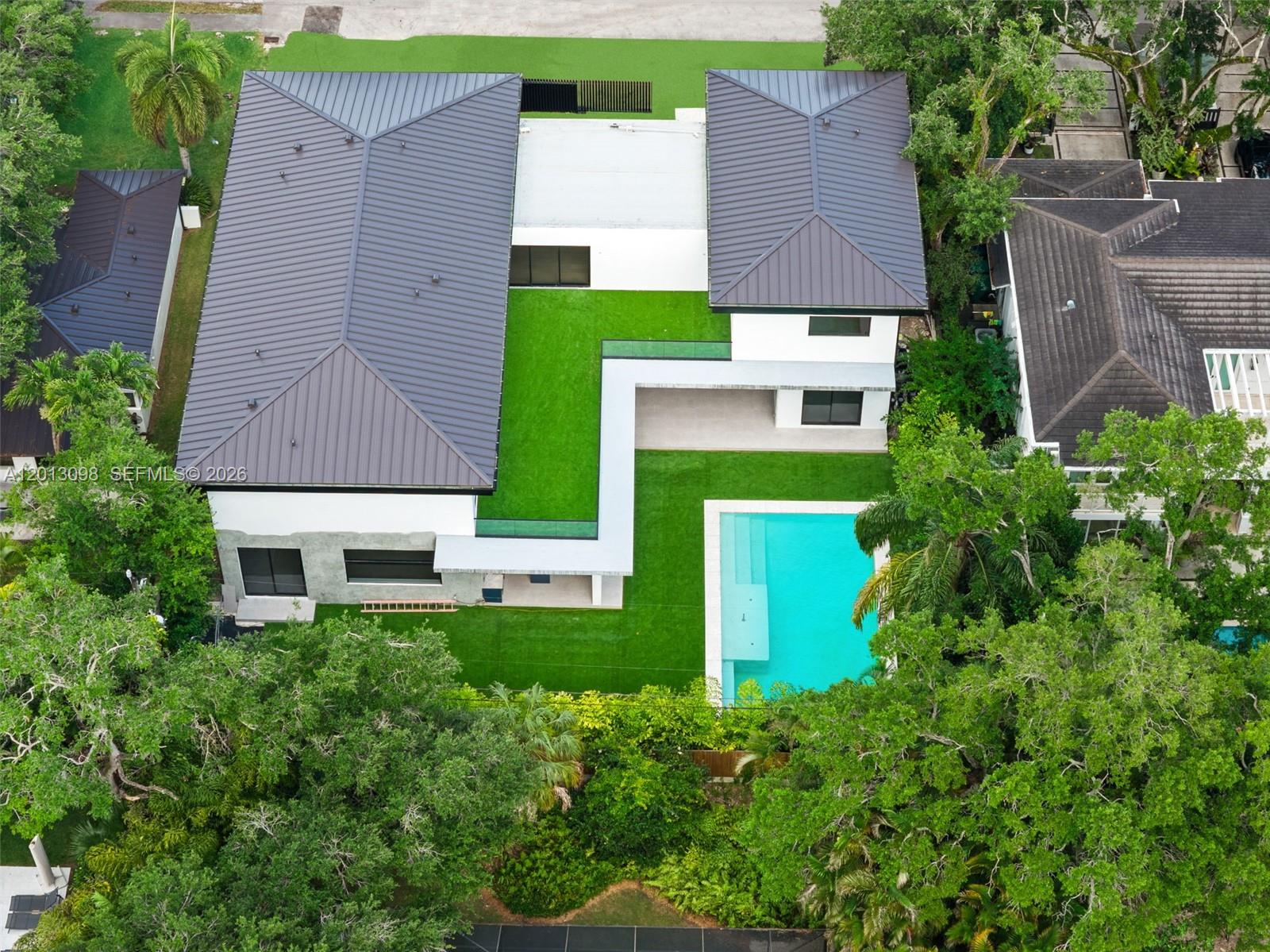 7740 SW 52nd Ave, Miami FL 33143