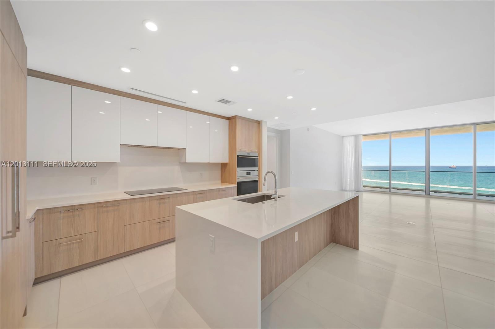153 N Seabreeze Blvd #801, Fort Lauderdale FL 33304