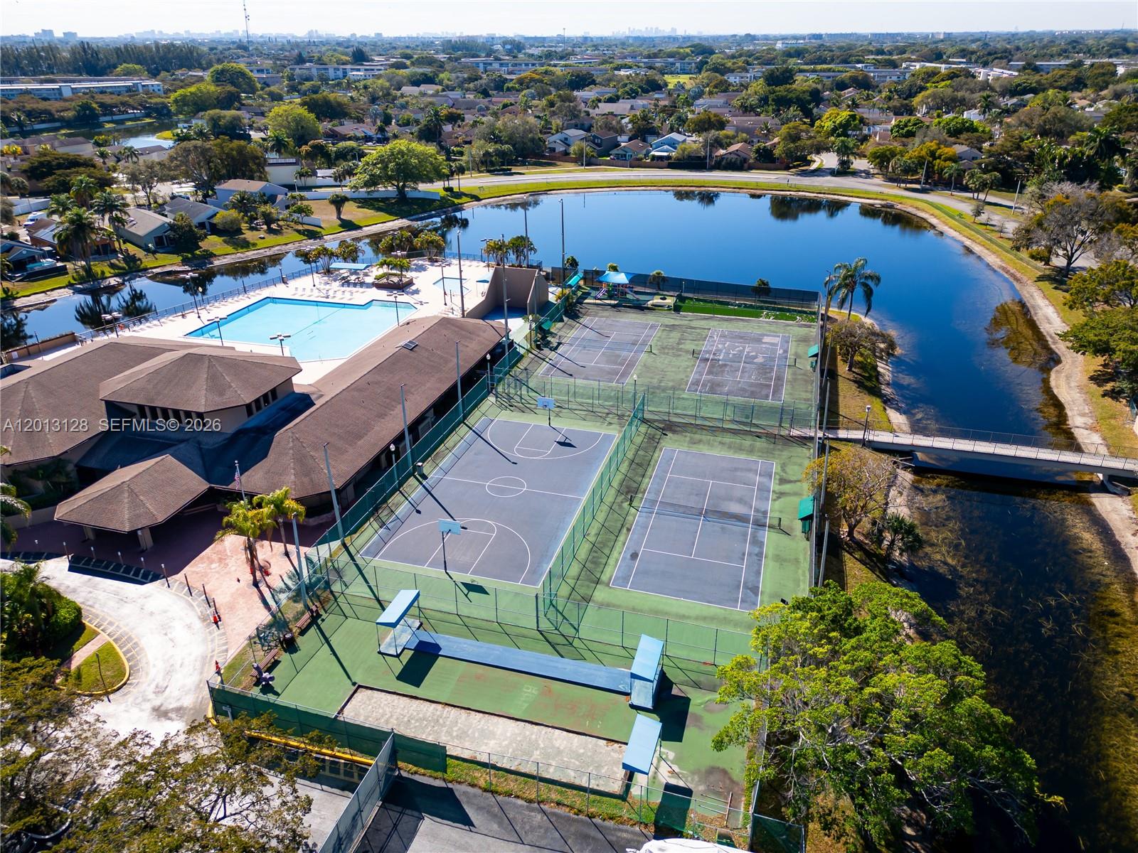 2342 NW 36th Ave #2342, Coconut Creek FL 33066