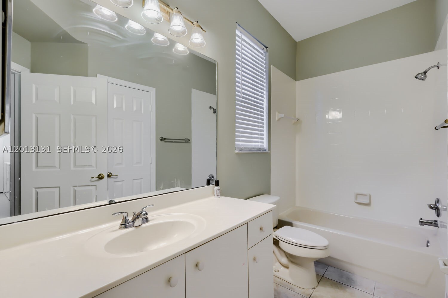 117 Palm Cir, Atlantis FL 33462