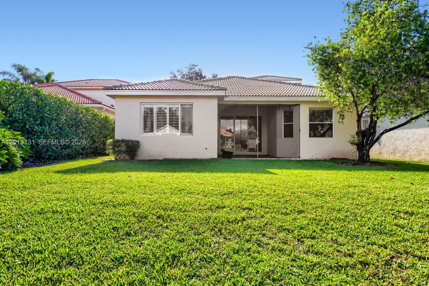 117 Palm Cir, Atlantis FL 33462