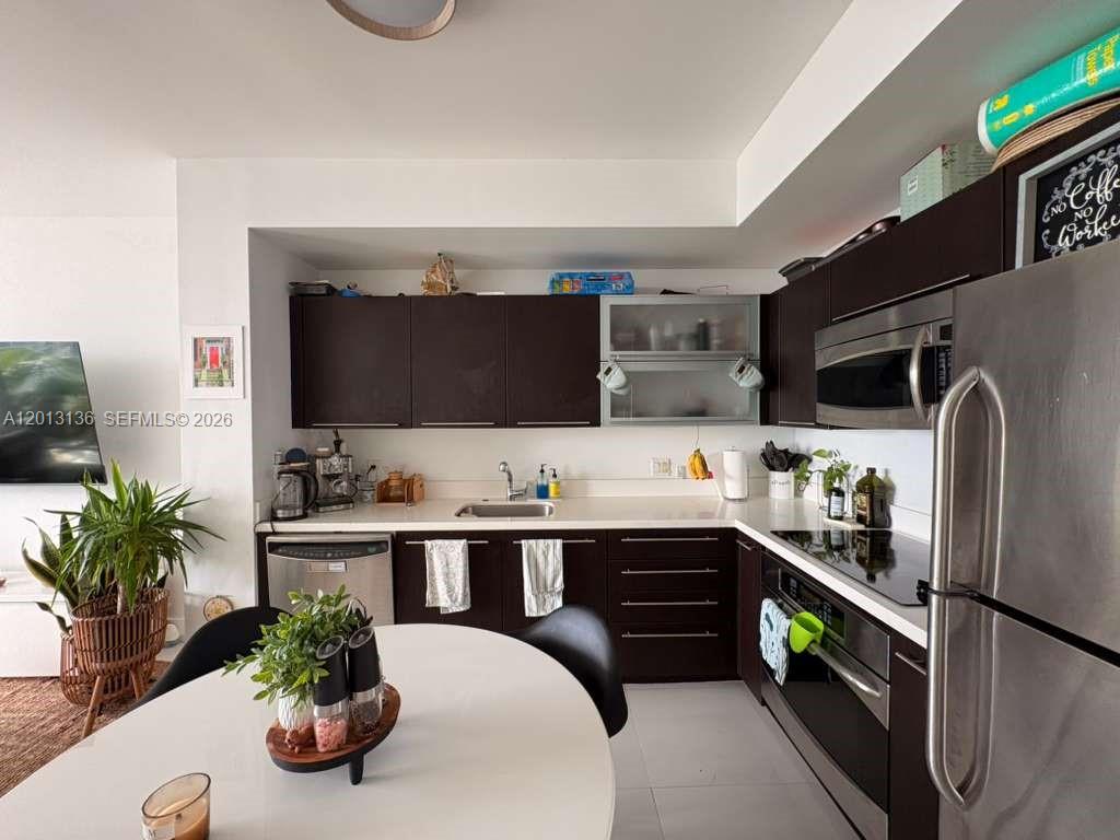 90 SW 3rd St #2106, Miami FL 33130
