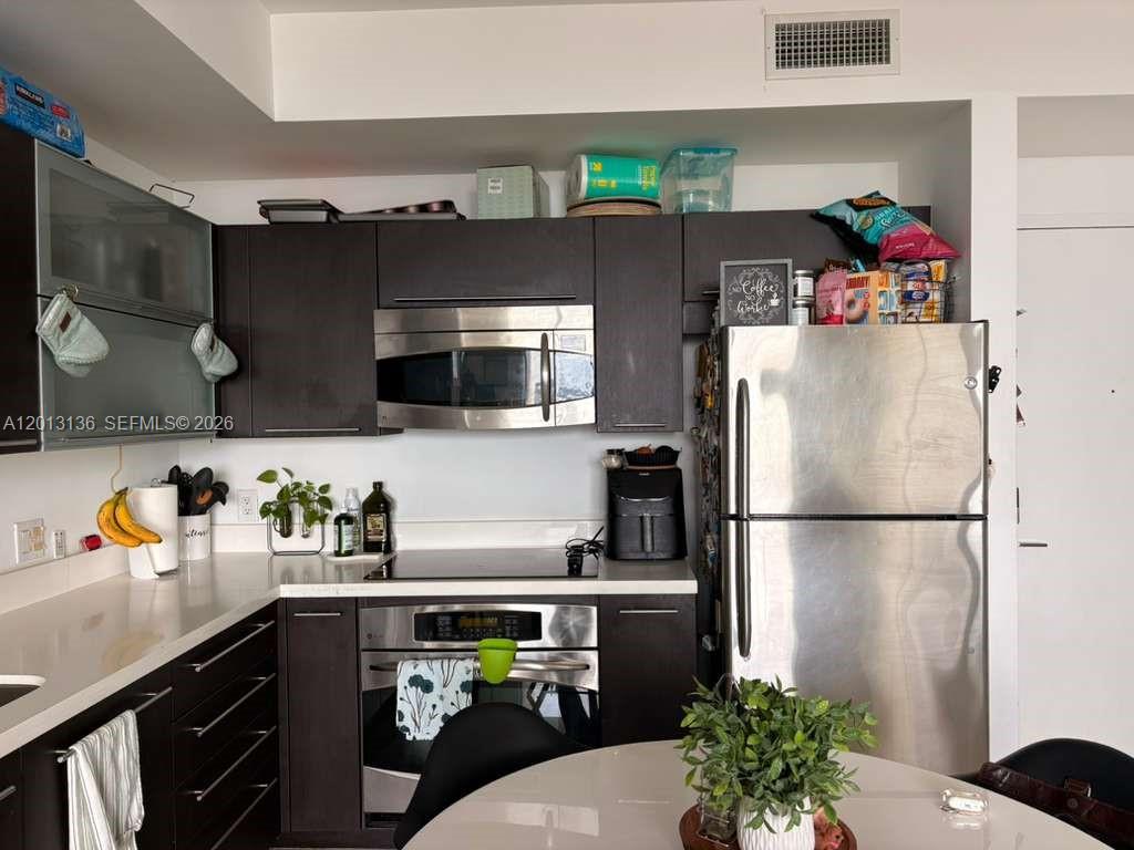 90 SW 3rd St #2106, Miami FL 33130