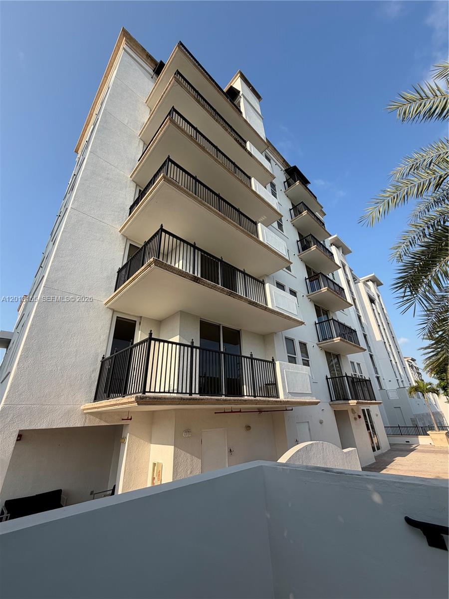 4100 Salzedo St #508, Coral Gables FL 33146