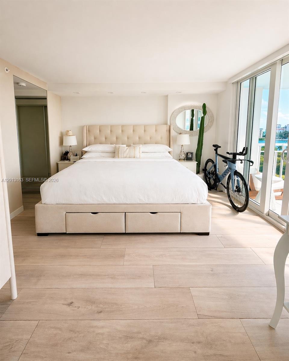 400 S Pointe Dr #707, Miami Beach FL 33139