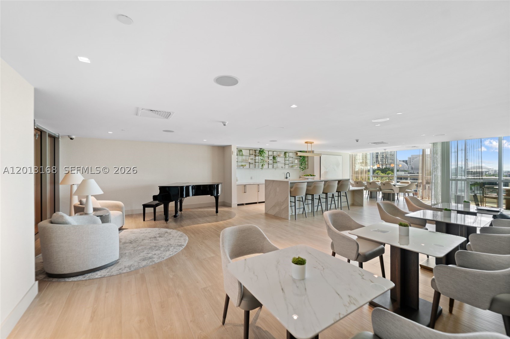 900 Biscayne Blvd #4006, Miami FL 33132