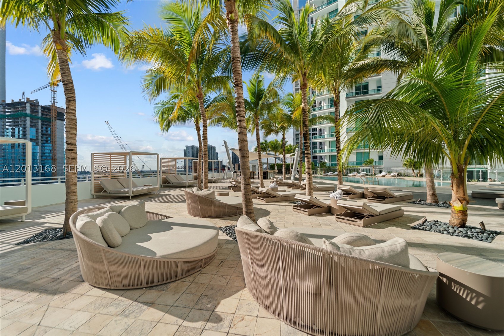 900 Biscayne Blvd #4006, Miami FL 33132