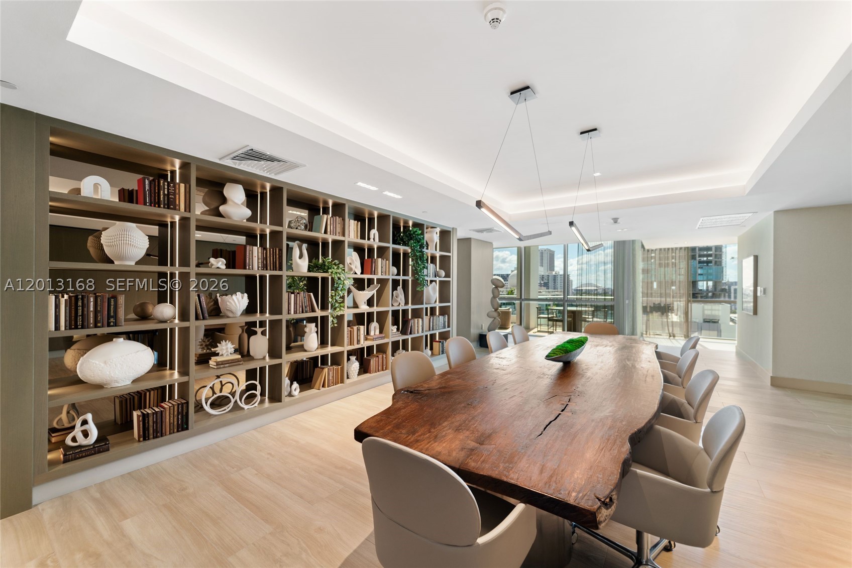900 Biscayne Blvd #4006, Miami FL 33132