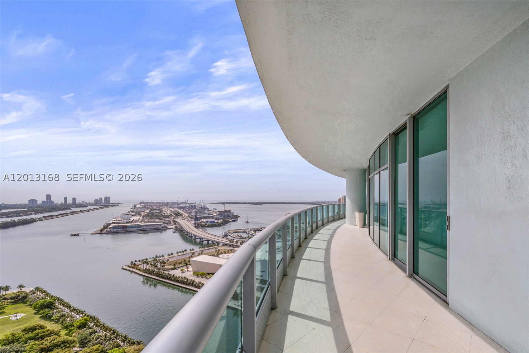 900 Biscayne Blvd #4006, Miami FL 33132