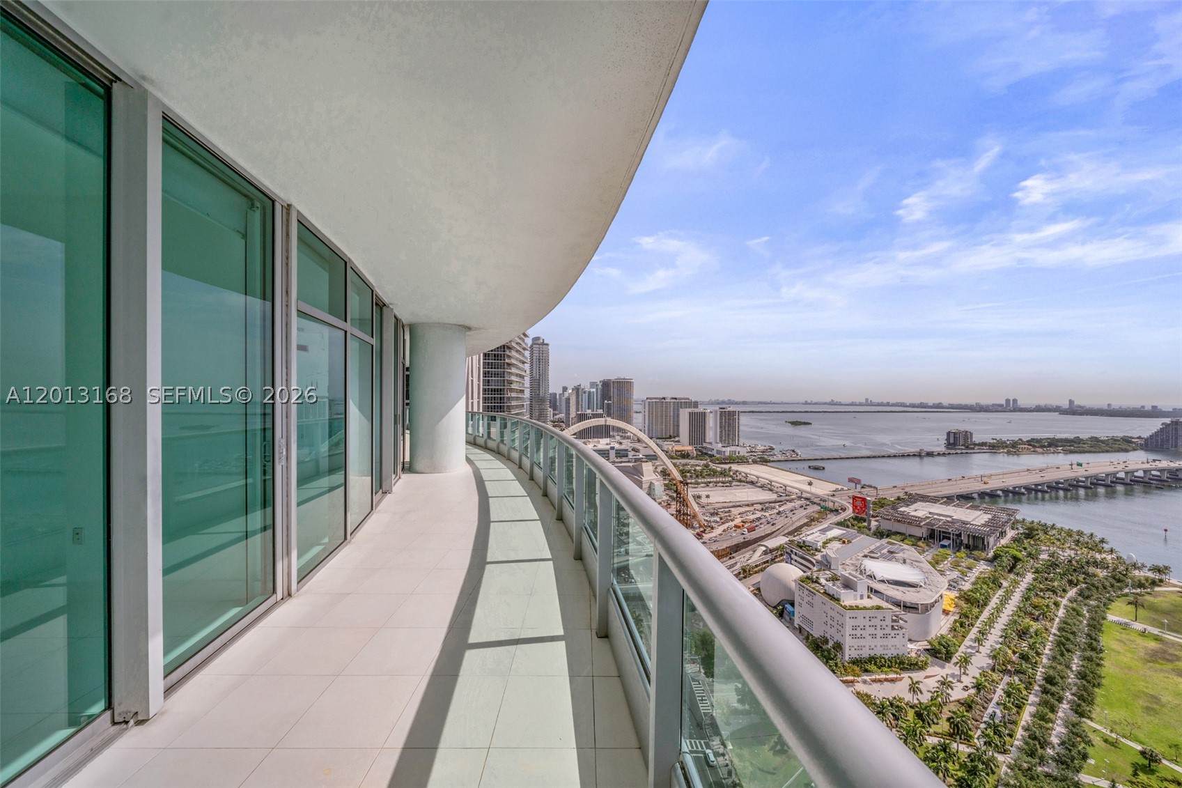 900 Biscayne Blvd #4006, Miami FL 33132
