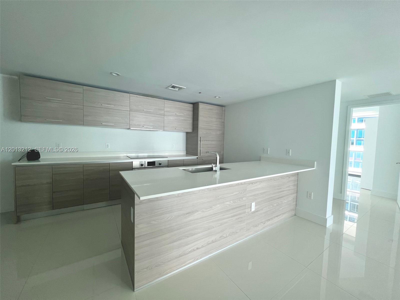 1300 S Miami Ave #2710, Miami FL 33130