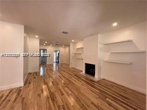 250 SW 19th Rd, Miami FL 33129