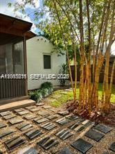 250 SW 19th Rd, Miami FL 33129