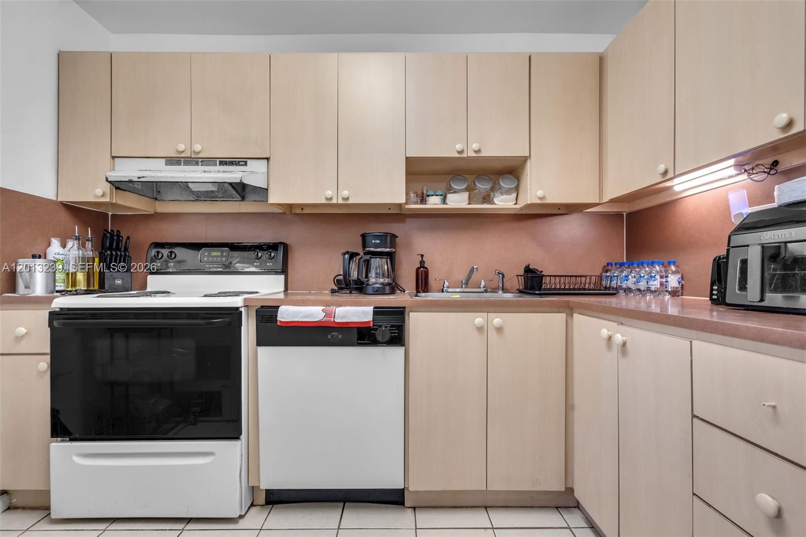 7400 Miami Lakes Dr #D205, Miami Lakes FL 33014