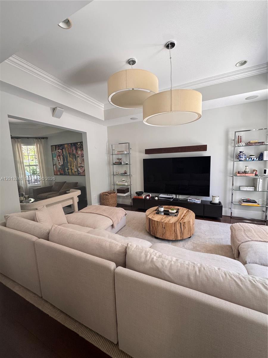 5000 SW 73rd Ter, Miami FL 33143