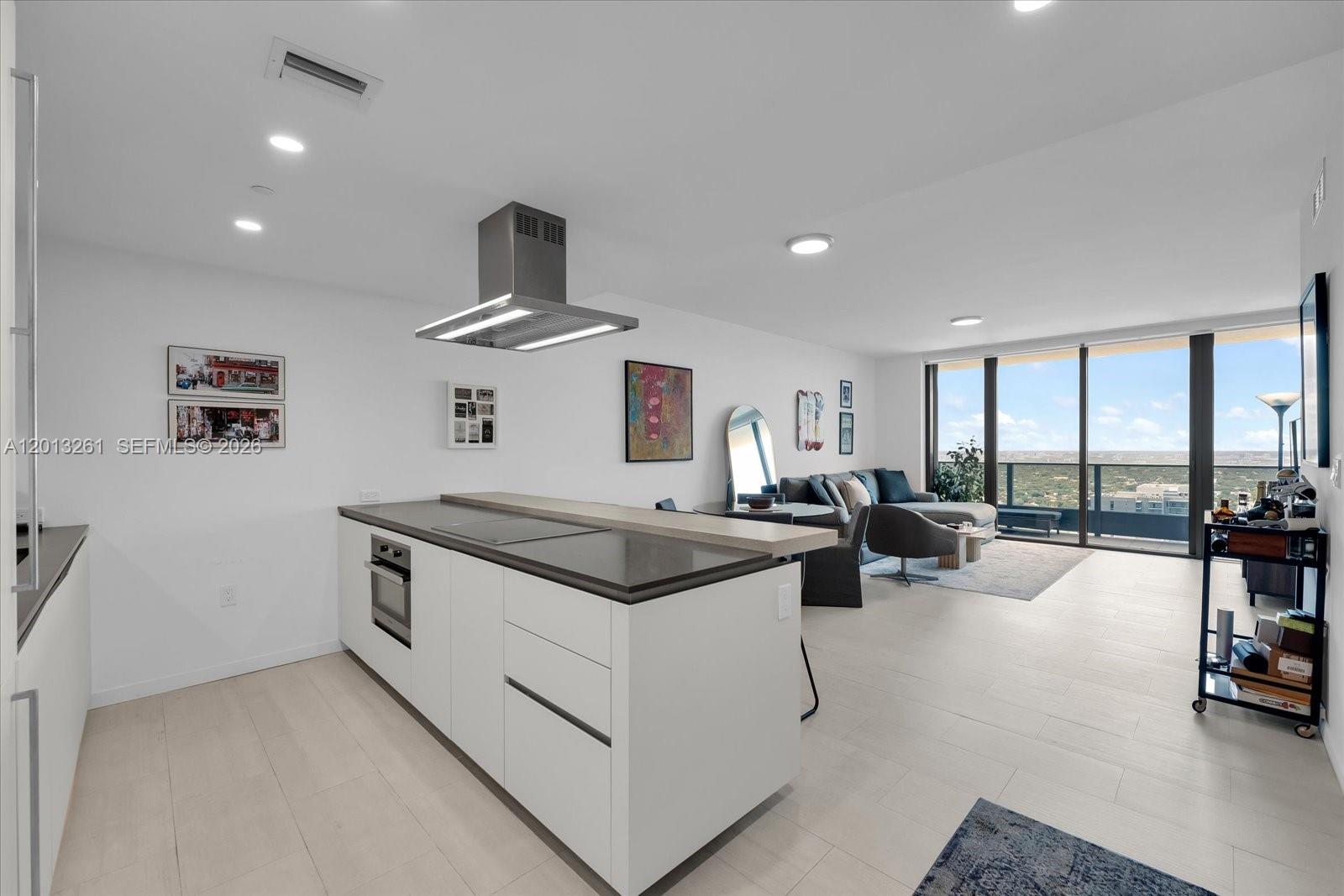 1000 Brickell Plaza #3610, Miami FL 33131