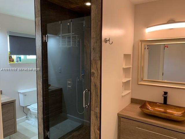 220 187th St, Sunny Isles Beach FL 33160