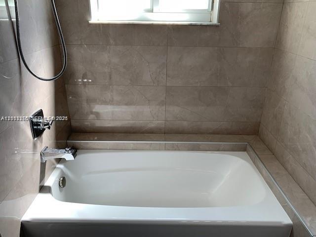 220 187th St, Sunny Isles Beach FL 33160