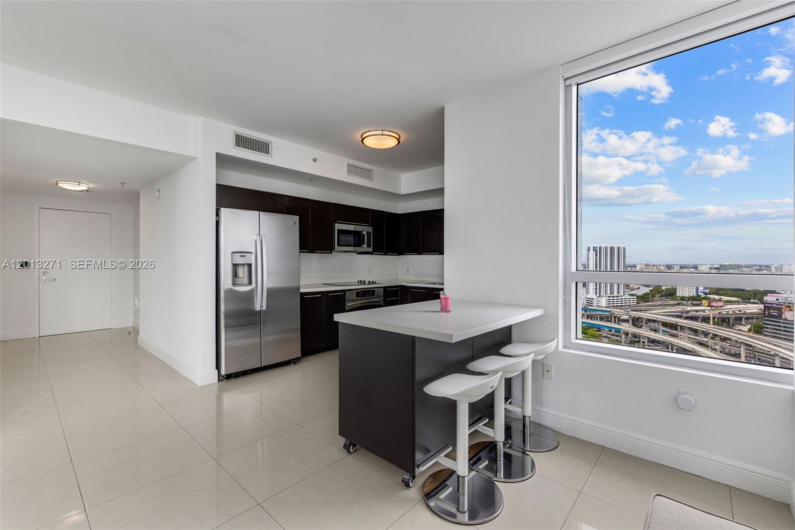 90 SW 3rd St #2504, Miami FL 33130