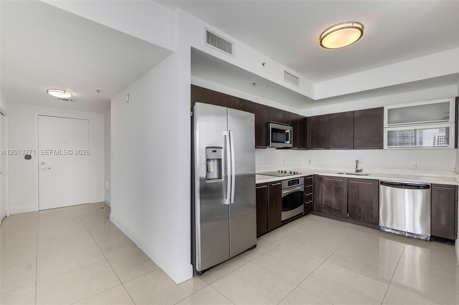 90 SW 3rd St #2504, Miami FL 33130