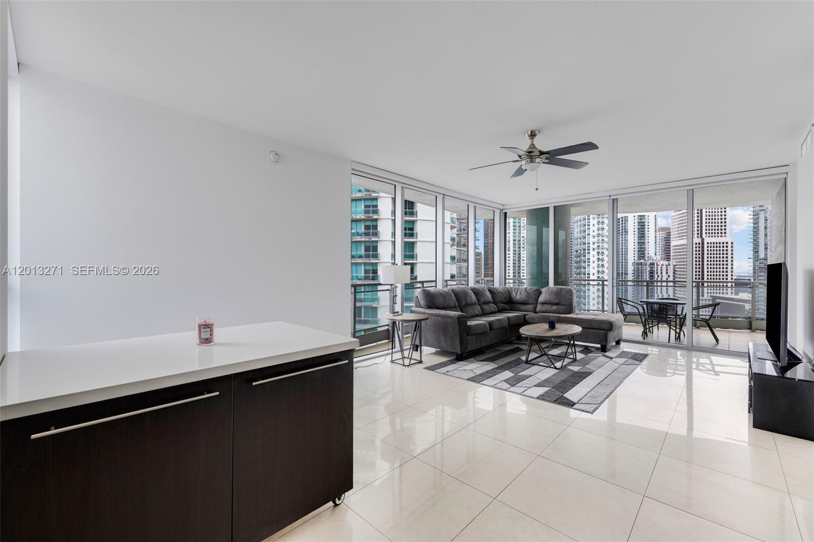 90 SW 3rd St #2504, Miami FL 33130