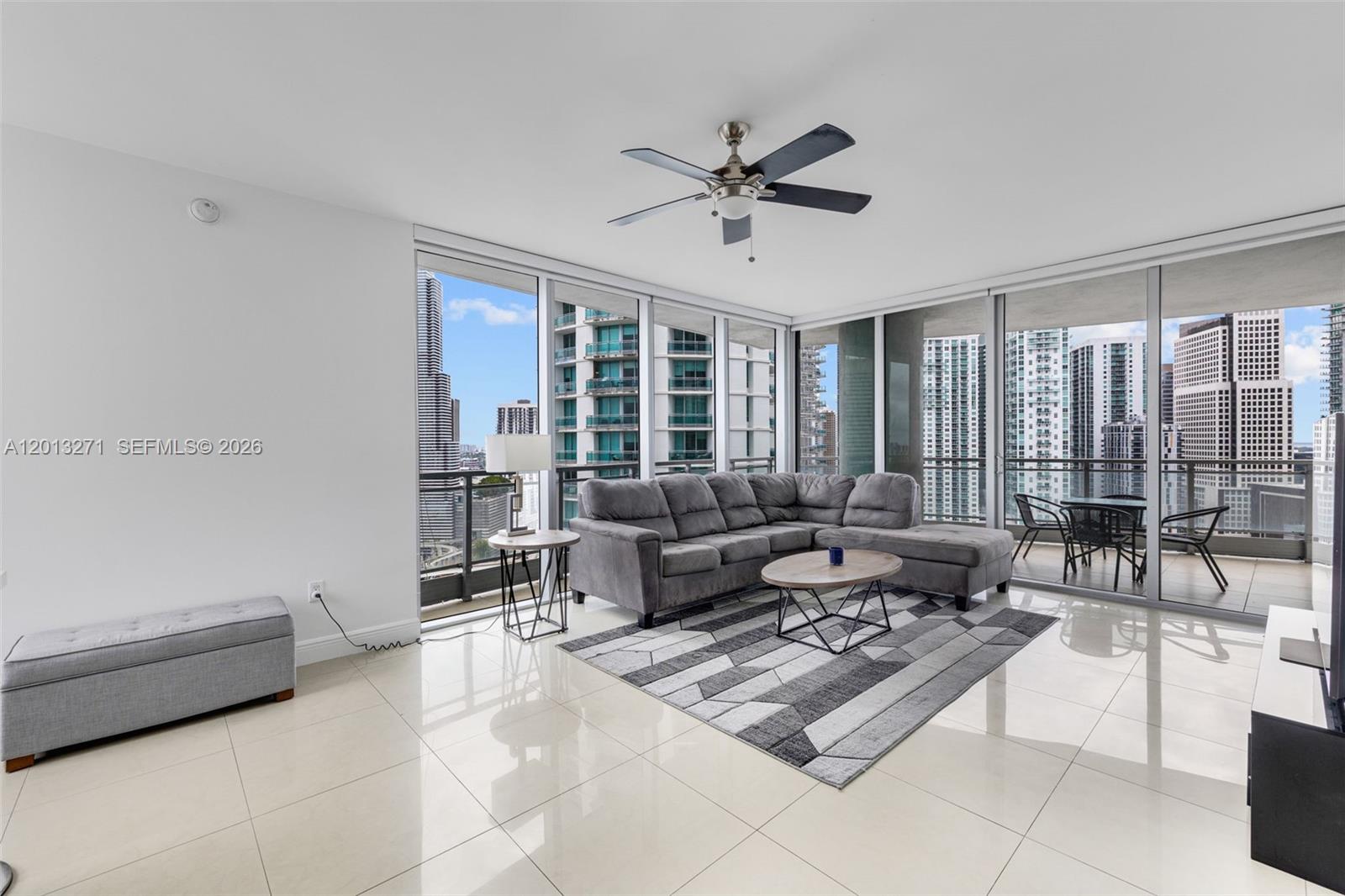 90 SW 3rd St #2504, Miami FL 33130