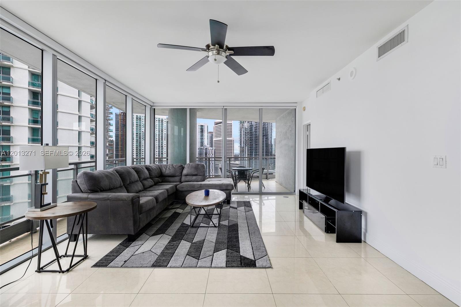 90 SW 3rd St #2504, Miami FL 33130