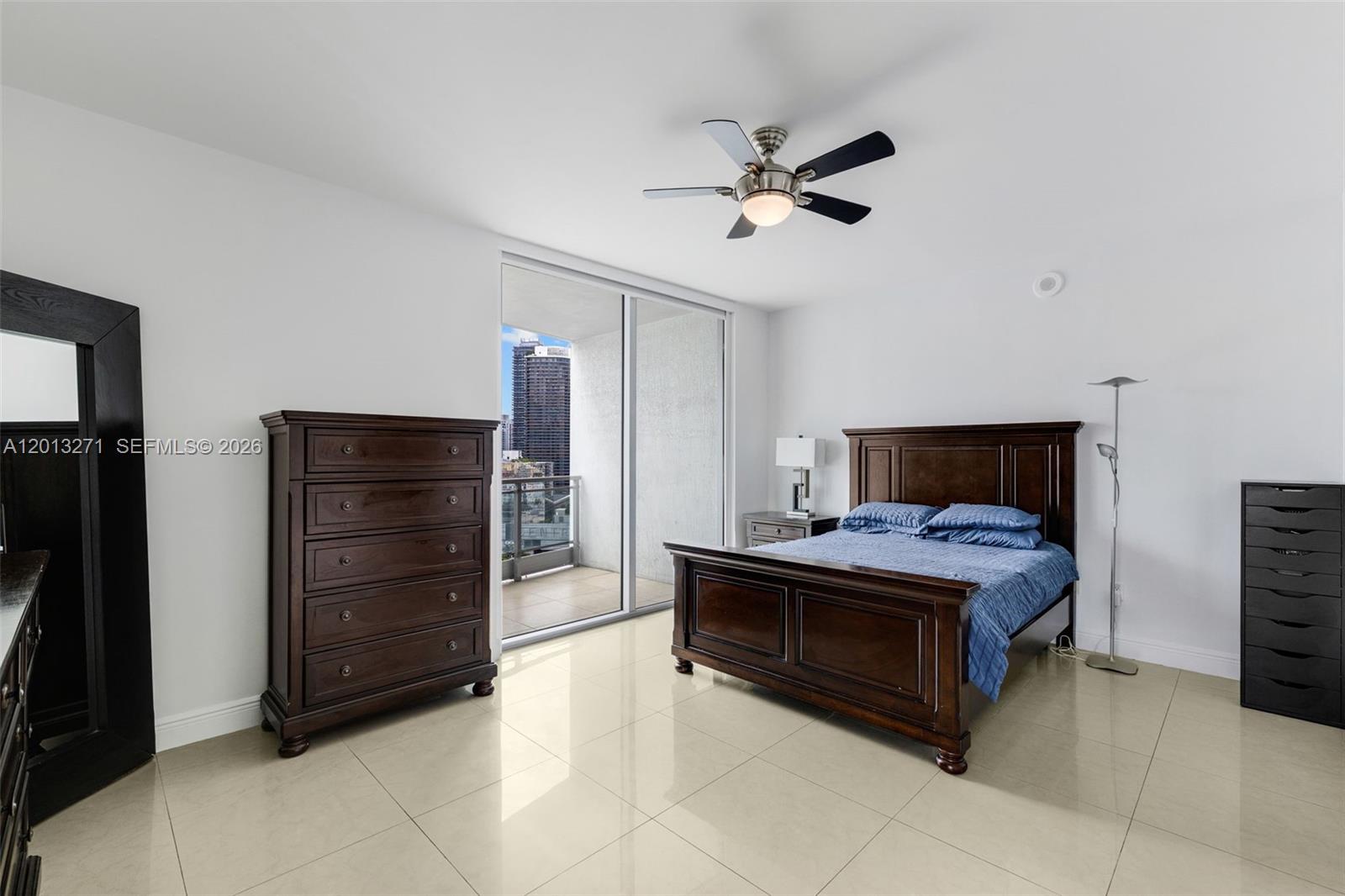 90 SW 3rd St #2504, Miami FL 33130