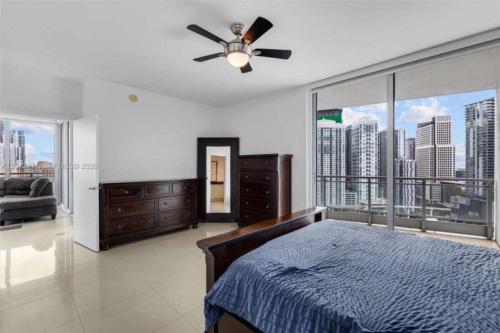 90 SW 3rd St #2504, Miami FL 33130