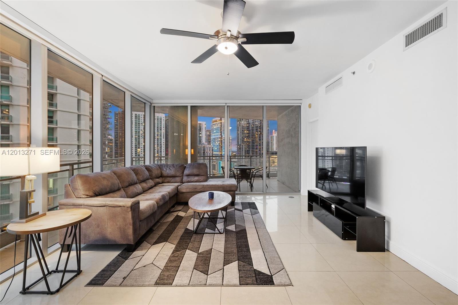90 SW 3rd St #2504, Miami FL 33130