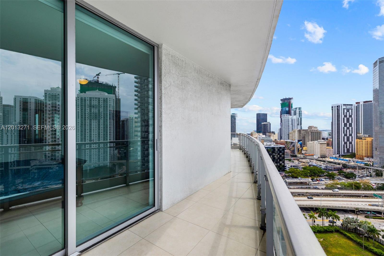 90 SW 3rd St #2504, Miami FL 33130