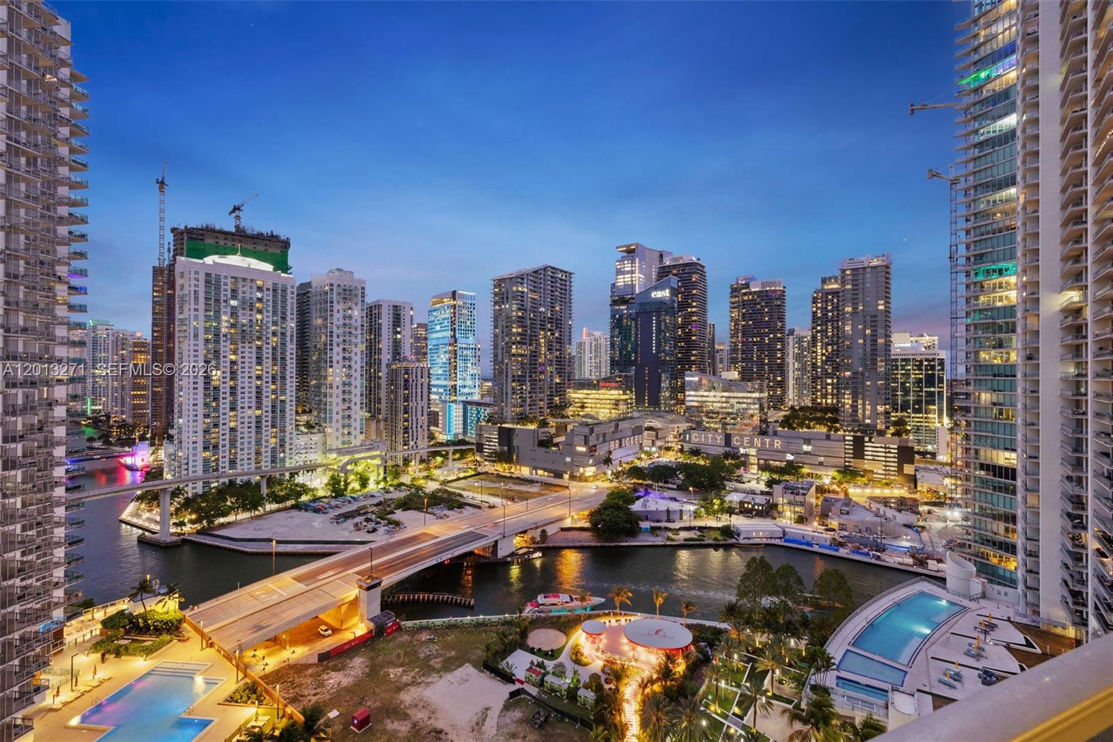 90 SW 3rd St #2504, Miami FL 33130