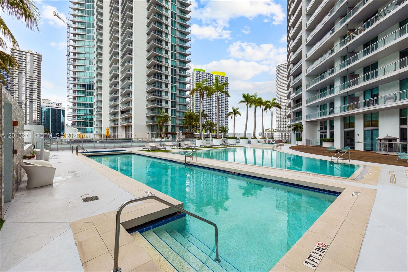 90 SW 3rd St #2504, Miami FL 33130