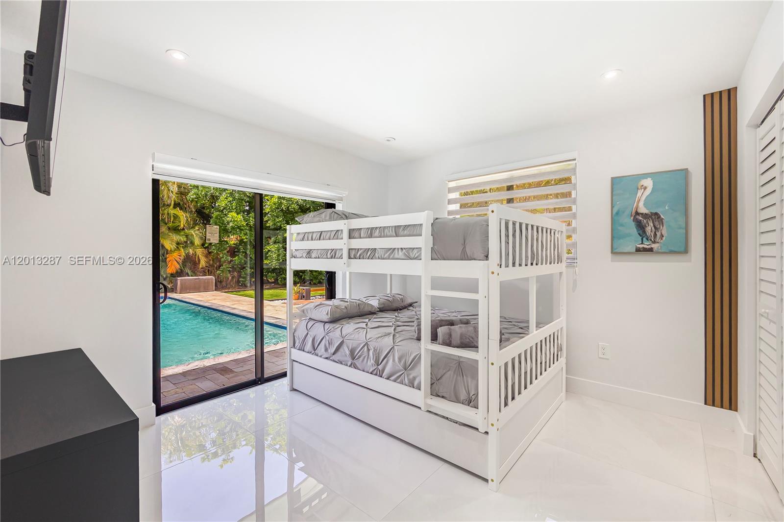 15331 Turnbull Dr, Miami Lakes FL 33014