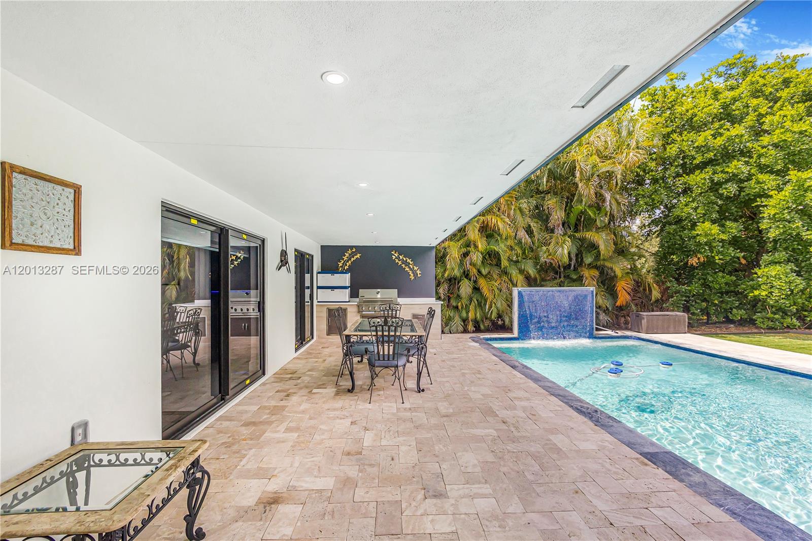 15331 Turnbull Dr, Miami Lakes FL 33014