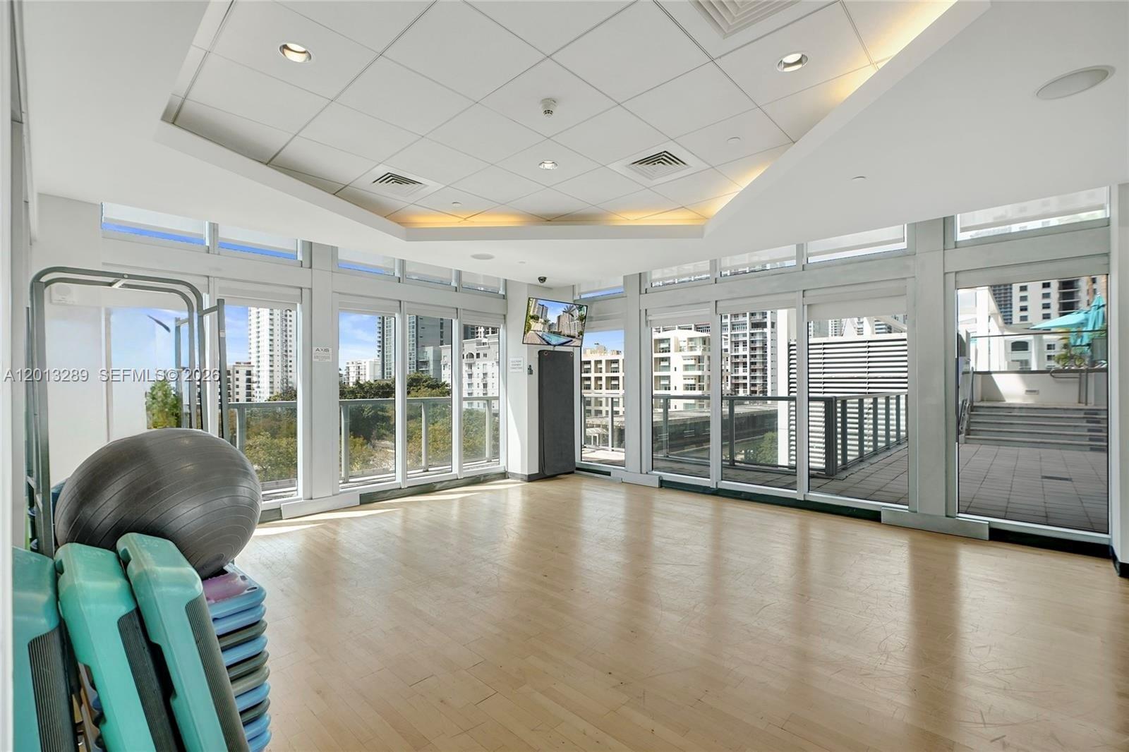 1111 SW 1st Ave #721N-Bi Level, Miami FL 33130