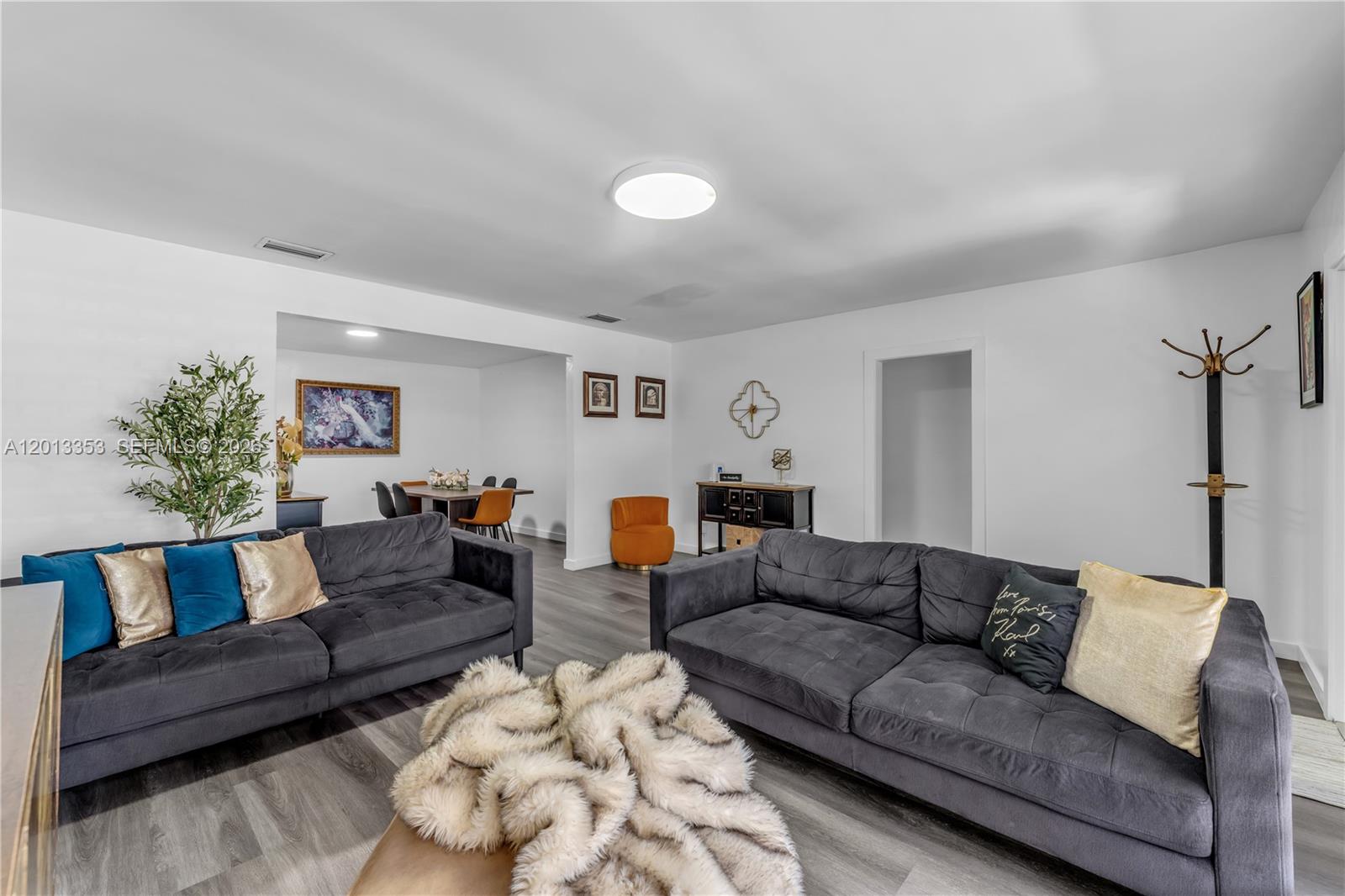 6355 SW 30th St, Miami FL 33155