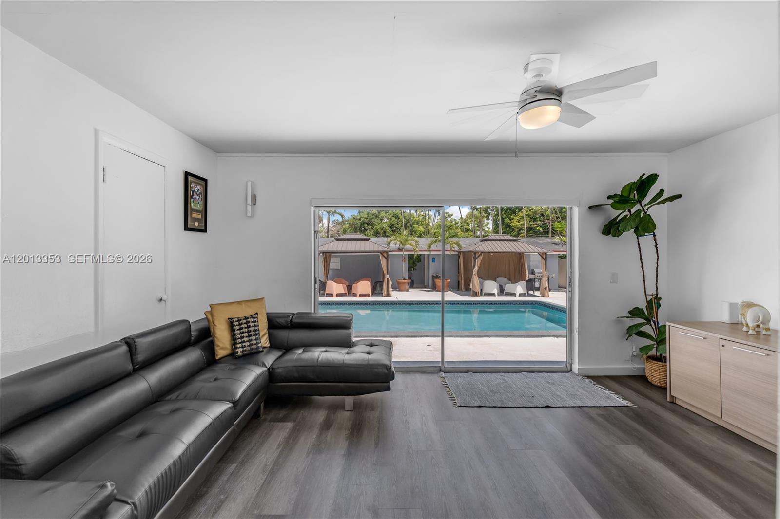6355 SW 30th St, Miami FL 33155